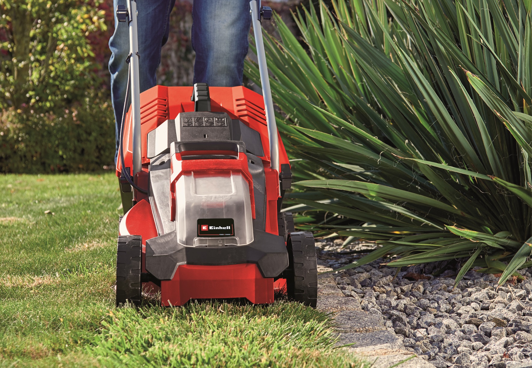 Einhell battery-powered lawn mower GE-CM 18/30 Li (1x3,0Ah)